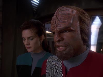 Star Trek: Deep Space Nine Screencaps "The Sons of Mogh" (S4:E15)