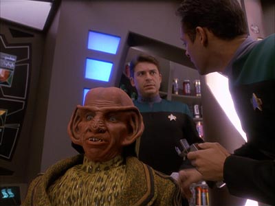 Star Trek: Deep Space Nine Screencaps "Bar Association" (S4:E16)