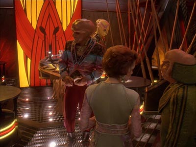 Star Trek: Deep Space Nine Screencaps "Bar Association" (S4:E16)