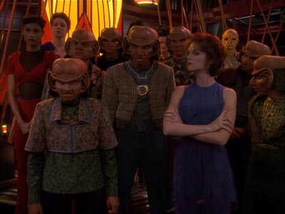 Star Trek: Deep Space Nine Screencaps "Bar Association" (S4:E16)