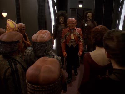Star Trek: Deep Space Nine Screencaps "Bar Association" (S4:E16)