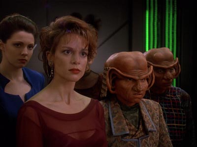 Star Trek: Deep Space Nine Screencaps "Bar Association" (S4:E16)