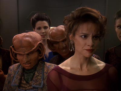Star Trek: Deep Space Nine Screencaps "Bar Association" (S4:E16)