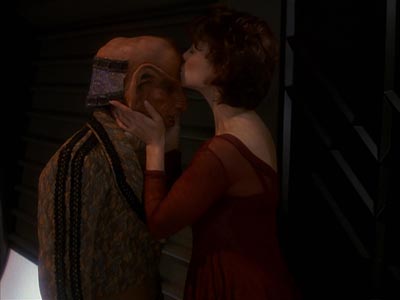 Star Trek: Deep Space Nine Screencaps "Bar Association" (S4:E16)