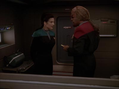 Star Trek: Deep Space Nine Screencaps "Bar Association" (S4:E16)