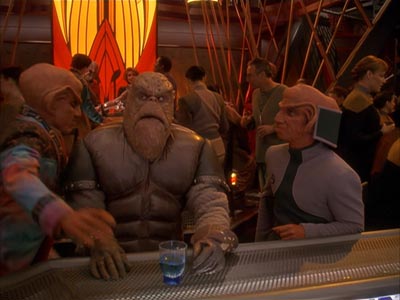 Star Trek: Deep Space Nine Screencaps "Bar Association" (S4:E16)