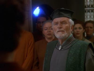 Star Trek: Deep Space Nine Screencaps "Accession" (S4:E17)