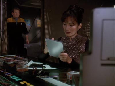 Star Trek: Deep Space Nine Screencaps "Accession" (S4:E17)