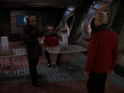 Star Trek: Deep Space Nine Screencaps "Rules of Engagement" (S4:E18)