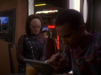 Star Trek: Deep Space Nine Screencaps "The Muse" (S4:E21)