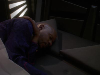 Star Trek: Deep Space Nine Screencaps "For the Cause" (S4:E22)