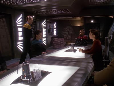 Star Trek: Deep Space Nine Screencaps "For the Cause" (S4:E22)
