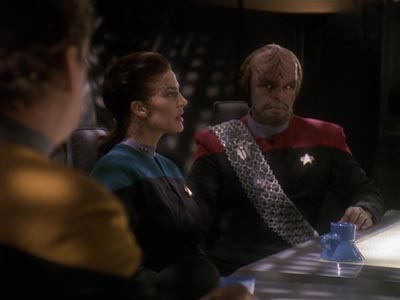 Star Trek: Deep Space Nine Screencaps "For the Cause" (S4:E22)