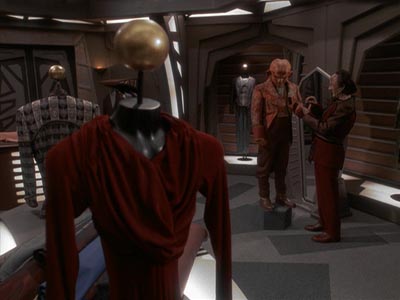 Star Trek: Deep Space Nine Screencaps "For the Cause" (S4:E22)