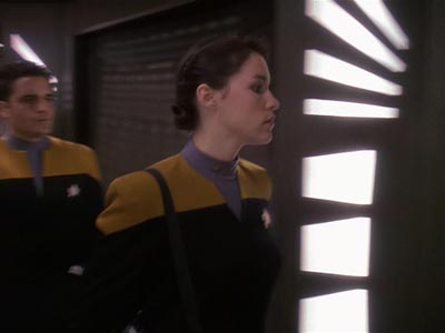 Star Trek: Deep Space Nine Screencaps "For the Cause" (S4:E22)