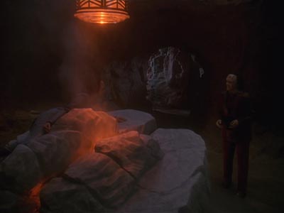 Star Trek: Deep Space Nine Screencaps "For the Cause" (S4:E22)