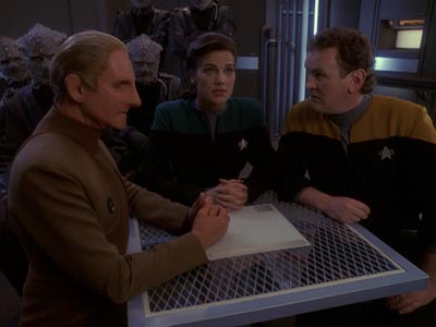 Star Trek: Deep Space Nine Screencaps "To the Death" (S4:E23)