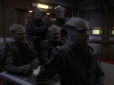 Star Trek: Deep Space Nine Screencaps "To the Death" (S4:E23)