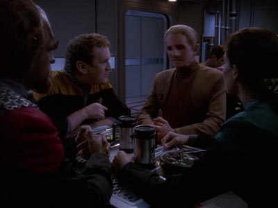 Star Trek: Deep Space Nine Screencaps "To the Death" (S4:E23)