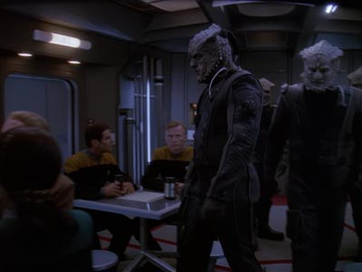 Star Trek: Deep Space Nine Screencaps "To the Death" (S4:E23)