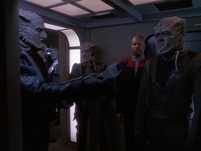 Star Trek: Deep Space Nine Screencaps "To the Death" (S4:E23)