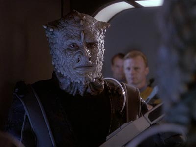 Star Trek: Deep Space Nine Screencaps "To the Death" (S4:E23)