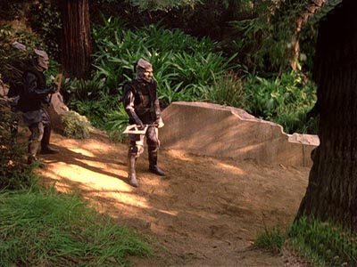 Star Trek: Deep Space Nine Screencaps "To the Death" (S4:E23)