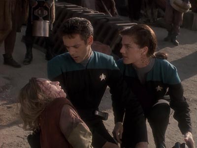Star Trek: Deep Space Nine Screencaps "The Quickening" (S4:E24)
