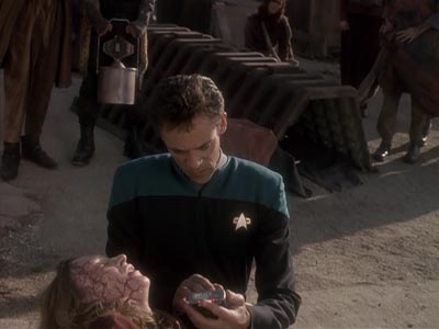 Star Trek: Deep Space Nine Screencaps "The Quickening" (S4:E24)
