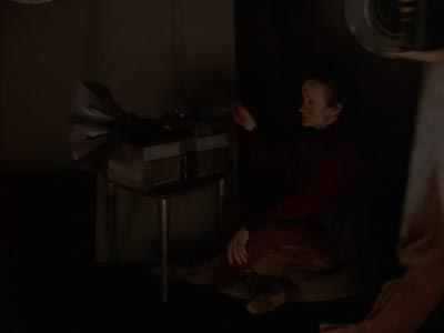 Star Trek: Deep Space Nine Screencaps "The Quickening" (S4:E24)