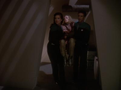 Star Trek: Deep Space Nine Screencaps "The Quickening" (S4:E24)