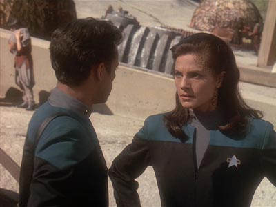 Star Trek: Deep Space Nine Screencaps "The Quickening" (S4:E24)
