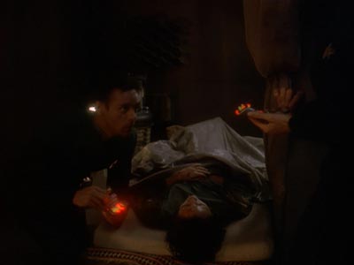 Star Trek: Deep Space Nine Screencaps "The Quickening" (S4:E24)