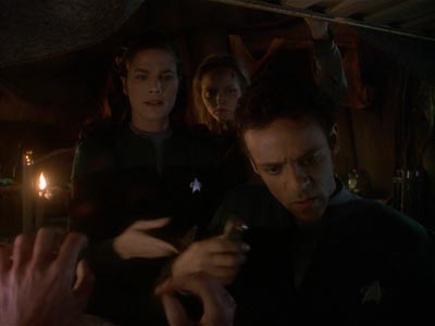Star Trek: Deep Space Nine Screencaps "The Quickening" (S4:E24)
