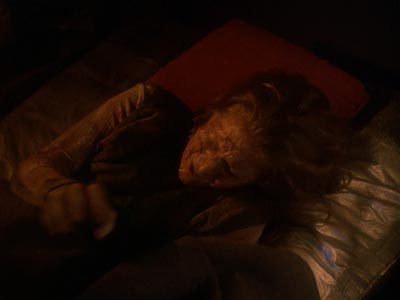 Star Trek: Deep Space Nine Screencaps "The Quickening" (S4:E24)