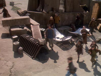 Star Trek: Deep Space Nine Screencaps "The Quickening" (S4:E24)
