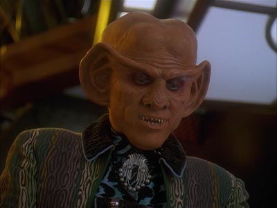 Star Trek: Deep Space Nine Screencaps "Body Parts" (S4:E25)