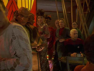 Star Trek: Deep Space Nine Screencaps "Body Parts" (S4:E25)