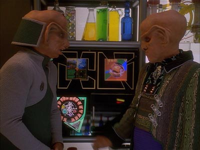 Star Trek: Deep Space Nine Screencaps "Body Parts" (S4:E25)
