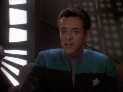 Star Trek: Deep Space Nine Screencaps "Body Parts" (S4:E25)