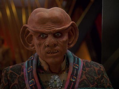 Star Trek: Deep Space Nine Screencaps "Body Parts" (S4:E25)