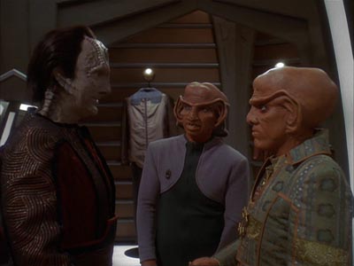 Star Trek: Deep Space Nine Screencaps "Body Parts" (S4:E25)