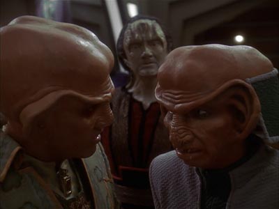 Star Trek: Deep Space Nine Screencaps "Body Parts" (S4:E25)