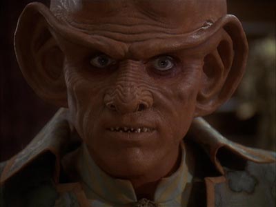 Star Trek: Deep Space Nine Screencaps "Body Parts" (S4:E25)