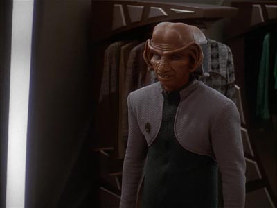 Star Trek: Deep Space Nine Screencaps "Body Parts" (S4:E25)