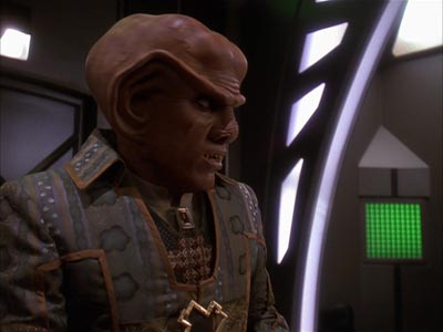 Star Trek: Deep Space Nine Screencaps "Body Parts" (S4:E25)