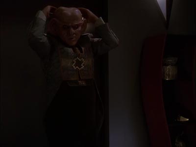 Star Trek: Deep Space Nine Screencaps "Body Parts" (S4:E25)