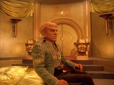 Star Trek: Deep Space Nine Screencaps "Body Parts" (S4:E25)