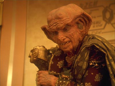 Star Trek: Deep Space Nine Screencaps "Body Parts" (S4:E25)