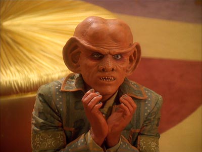 Star Trek: Deep Space Nine Screencaps "Body Parts" (S4:E25)